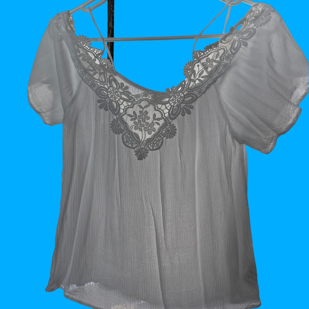 White cold shoulder summer top